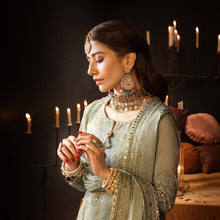 Load image into Gallery viewer, Khyber Earrings (6757716033667)