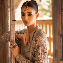 Load image into Gallery viewer, CHANDNI PHOOL TEEKA (7759324086403)