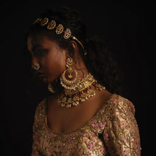 Load image into Gallery viewer, SURKH CHOKER (7884233605251)