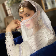 Load image into Gallery viewer, GULNAR TEEKA (6567668842627)