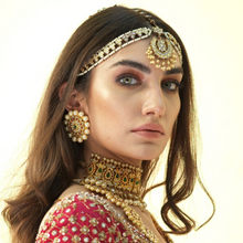 Load image into Gallery viewer, CROWN IMPERIAL STUDS (4859999649923)