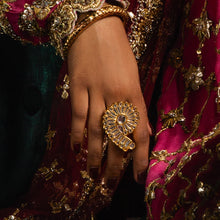 Load image into Gallery viewer, PAISLEY RING (6619399618691)