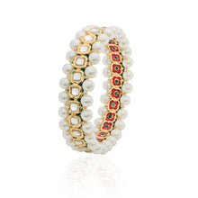 Load image into Gallery viewer, PEARL CHAKOR BANGLE (7743661342851)

